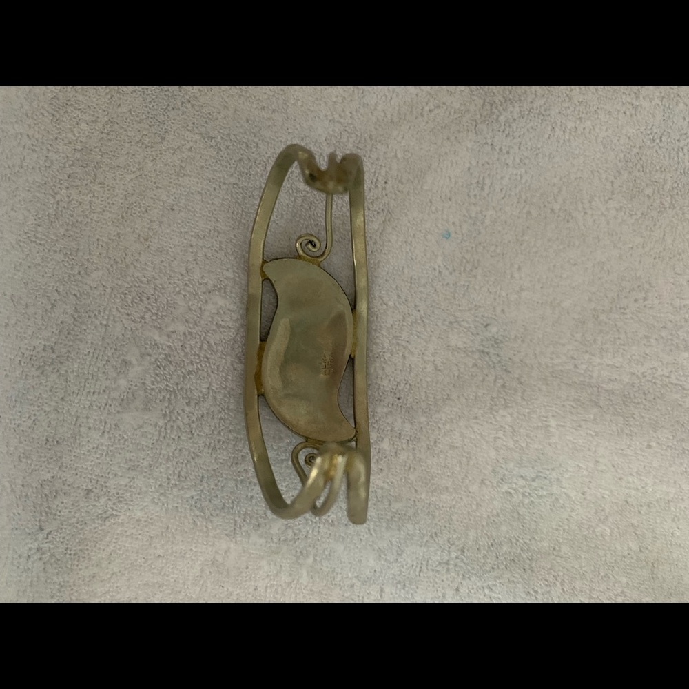 silver and mother of pearl bracelet - Picture 3 of 4